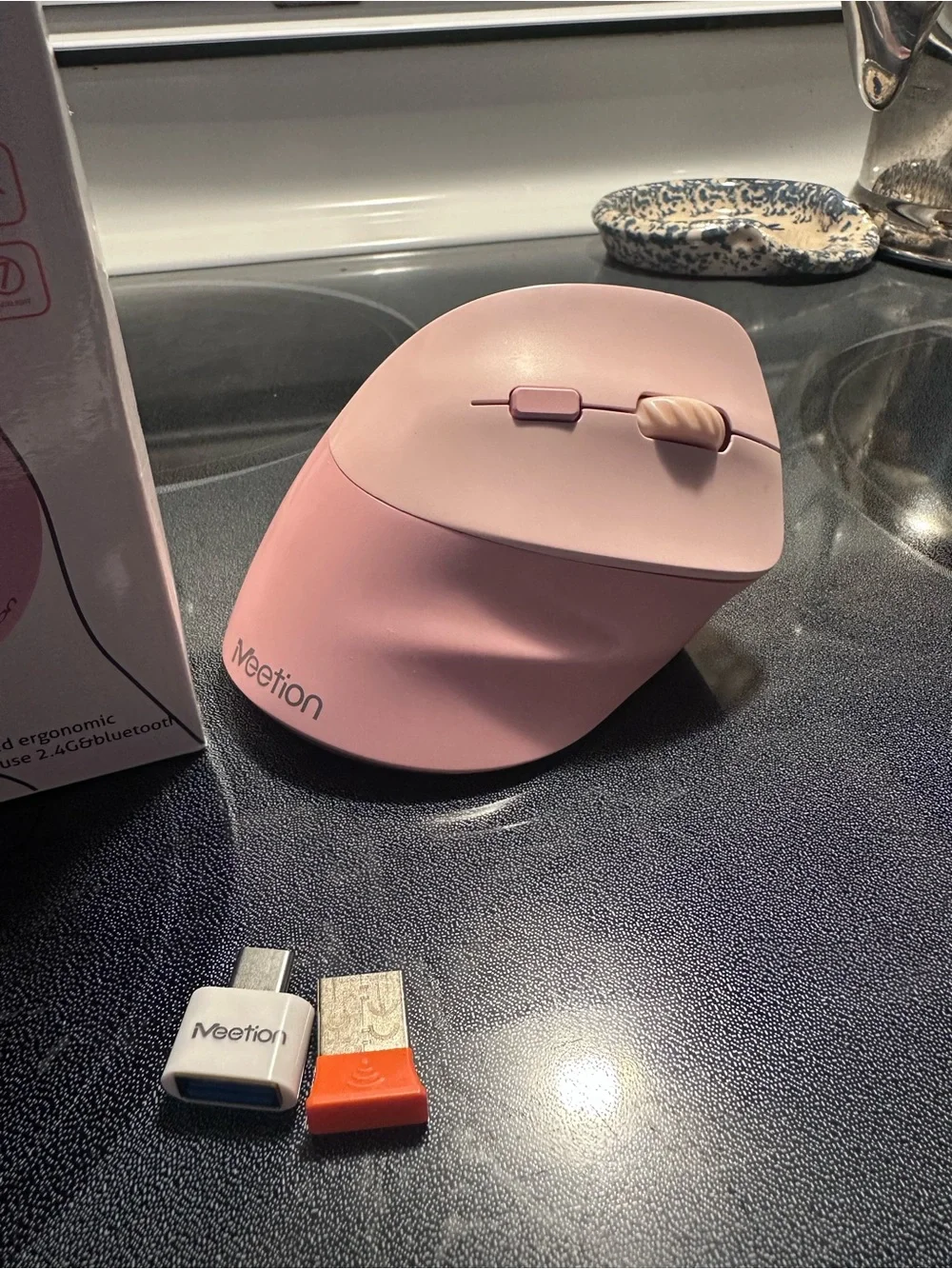 Pink Right-Handed Ergonomic Vertical Mouse - BTM010R